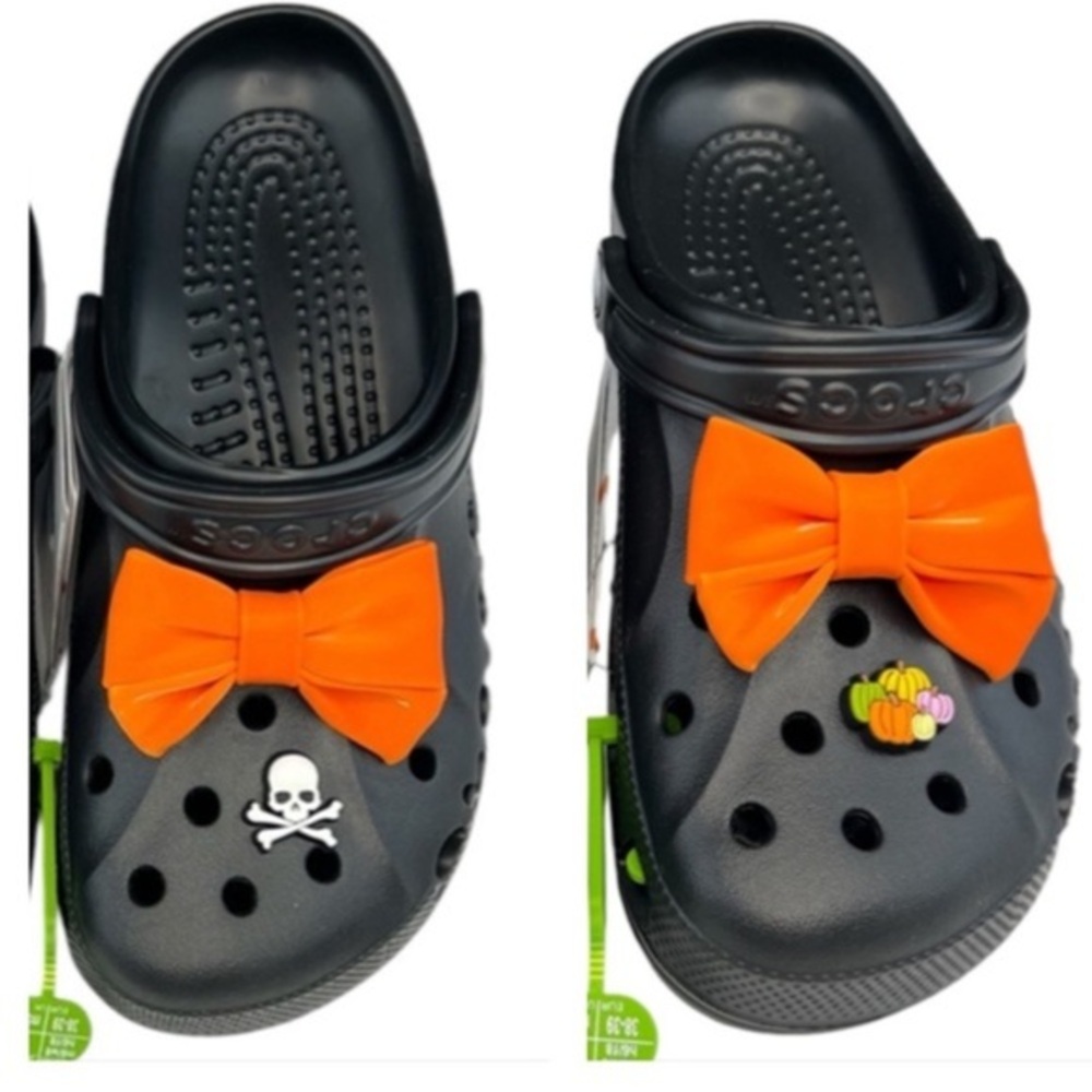 Crocs - ‘Halloween Thanksgiving  Bows’ Baya Clogs. SZ: Woman Various. NWT